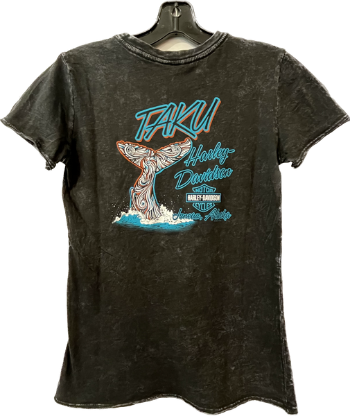 Taku Subtle Whale T-shirt